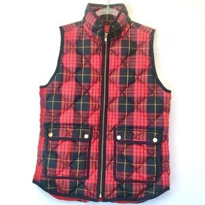 J. Crew XS Red Navy Tartan Plaid Quilted Vest perfect for Fall and Winter!